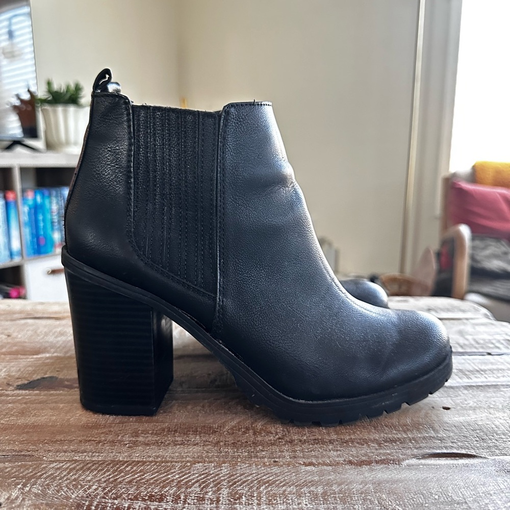 Sam & Libby Black Ankle Booties with Block Heel, Size 8.5